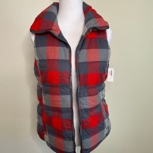 Old Navy Jackets & Coats - NWT Old Navy Puffer Vest Old Navy Jackets & Coats - NWT Old Navy Puffer Vest